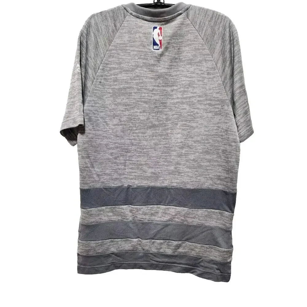 Adidas NBA Men’s New York Knick’s Small  Wom M Shirt Excellent LN Condition